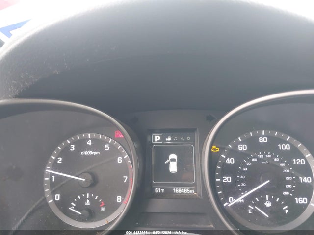 2017 Hyundai Santa Fe Sport 2.4l მანქანა იყიდება აუქციონზე, vin: 5NMZT3LB5HH042205, აუქციონის ნომერი: 44839564