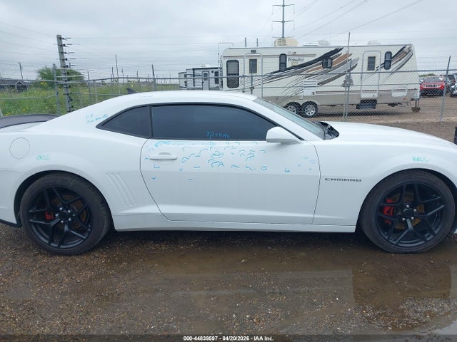 Продажа на аукционе авто 2014 Chevrolet Camaro 2ls, vin: 2G1FA1E39E9172307, номер лота: 44839597