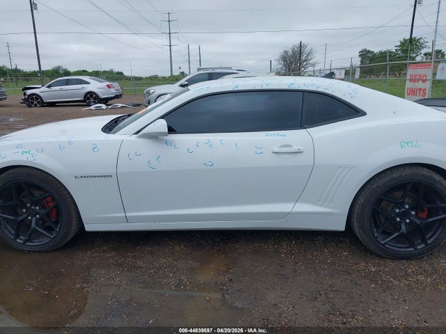 Продажа на аукционе авто 2014 Chevrolet Camaro 2ls, vin: 2G1FA1E39E9172307, номер лота: 44839597