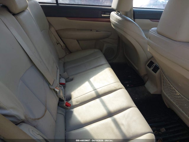 Aukcja sprzedaży 2014 Subaru Outback 2.5i Limited, vin: 4S4BRBLC0E3251571, numer aukcji: 44839607