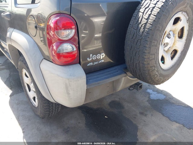 2006 JEEP LIBERTY 1J4GL48K06W270252 Photo 5