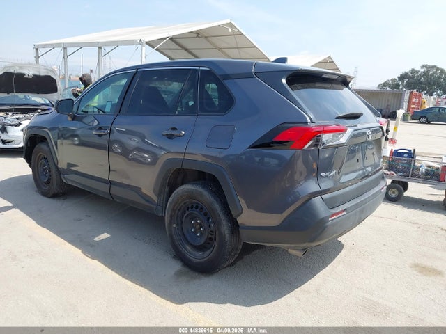 Toyota RAV4 LE 2023 2T3F1RFV2PW359564 Image 3