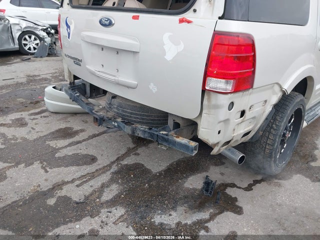 44839623 :رقم المزاد ، 1FMPU19536LA88049 vin ، 2006 Ford Expedition Limited مزاد بيع