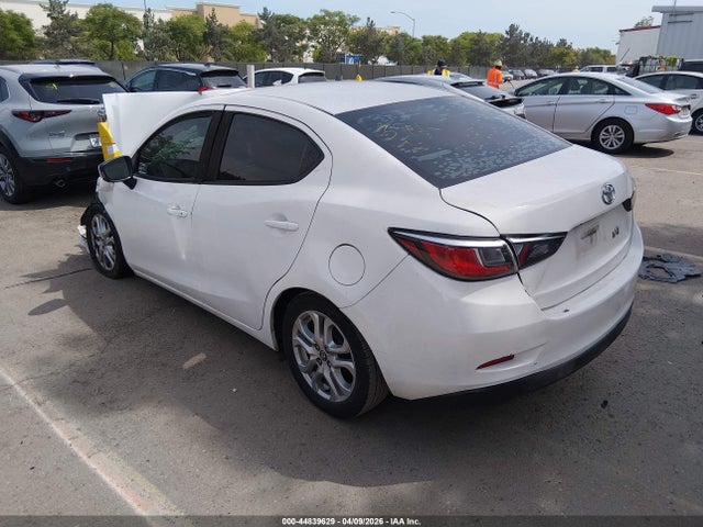 3MYDLBYV0HY193712 Toyota YARIS IA