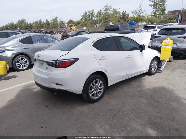 3MYDLBYV0HY193712 Toyota YARIS IA