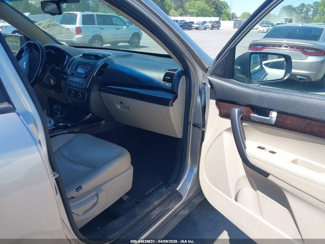 2014 KIA SORENTO 5XYKT4A62EG507932 Photo 4