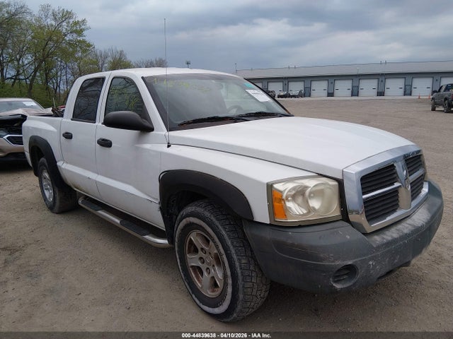 2005 Dodge Dakota Laramie მანქანა იყიდება აუქციონზე, vin: 1D7HE58N35S133094, აუქციონის ნომერი: 44839638