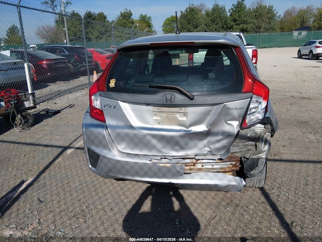 Продажа на аукционе авто 2015 Honda Fit Lx, vin: 3HGGK5H53FM757763, номер лота: 44839647