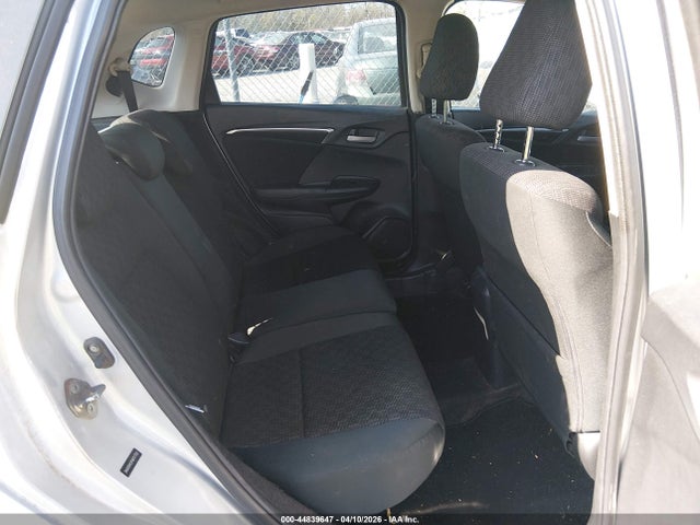 Продажа на аукционе авто 2015 Honda Fit Lx, vin: 3HGGK5H53FM757763, номер лота: 44839647