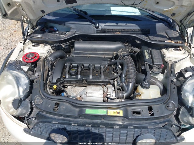 2010 MINI COOPER S WMWMF7C55ATX45890 Photo 9