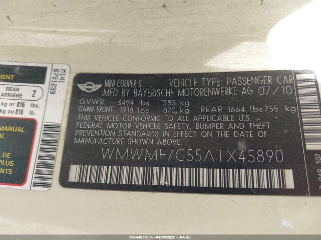 2010 MINI COOPER S WMWMF7C55ATX45890 Photo 8