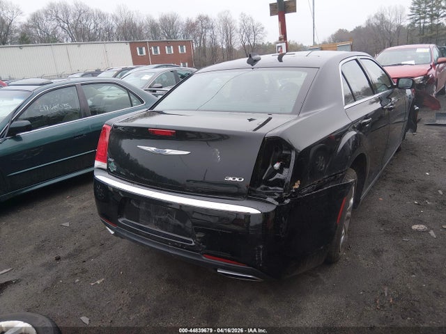44839679 :رقم المزاد ، 2C3CCARG2HH648574 vin ، 2017 Chrysler 300 Limited Awd مزاد بيع