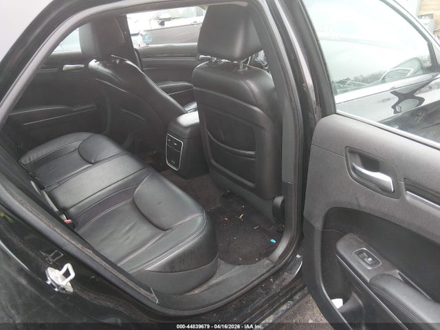 44839679 :رقم المزاد ، 2C3CCARG2HH648574 vin ، 2017 Chrysler 300 Limited Awd مزاد بيع