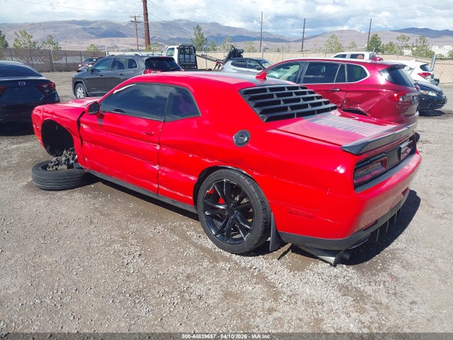 2C3CDZAG5GH245646 Dodge Challenger Sxt
