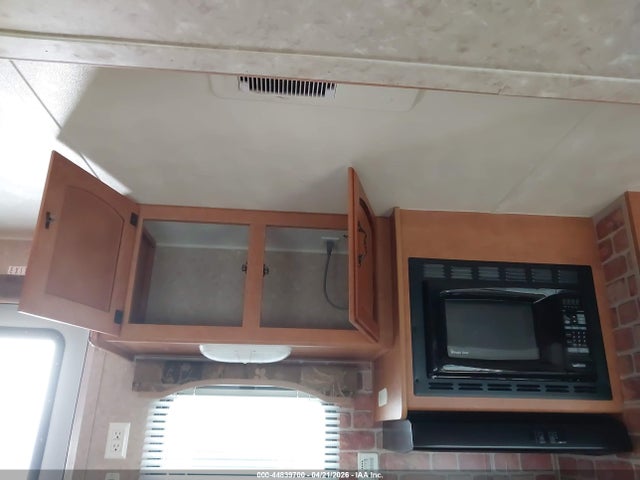 2011 Forest River Puma მანქანა იყიდება აუქციონზე, vin: 4X4TPUF24BP031989, აუქციონის ნომერი: 44839700