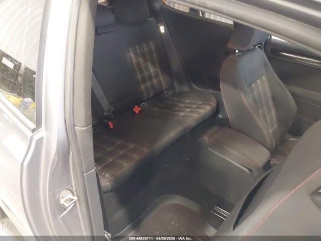 44839711 :رقم المزاد ، WVWED7AJ2DW072475 vin ، 2013 Volkswagen Gti 2-door مزاد بيع