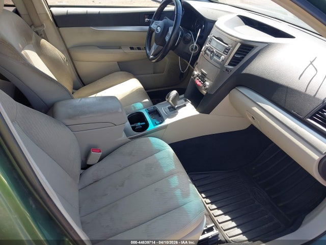 2010 Subaru Outback 2.5i Premium მანქანა იყიდება აუქციონზე, vin: 4S4BRBCC6A3330334, აუქციონის ნომერი: 44839714