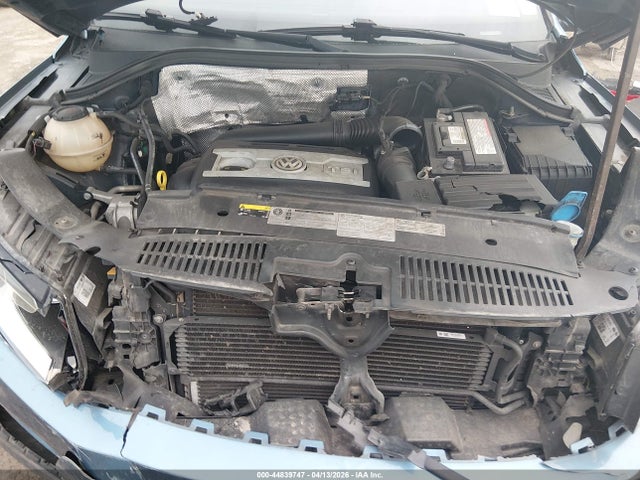 44839747 :رقم المزاد ، WVGAV7AX7HK049749 vin ، 2017 Volkswagen Tiguan 2.0t/2.0t S مزاد بيع