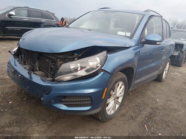 44839747 :رقم المزاد ، WVGAV7AX7HK049749 vin ، 2017 Volkswagen Tiguan 2.0t/2.0t S مزاد بيع