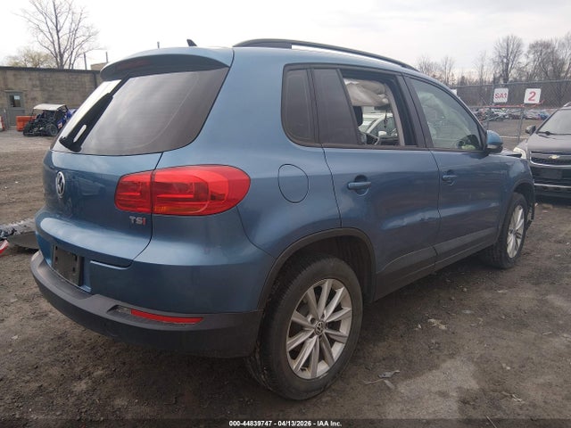 44839747 :رقم المزاد ، WVGAV7AX7HK049749 vin ، 2017 Volkswagen Tiguan 2.0t/2.0t S مزاد بيع