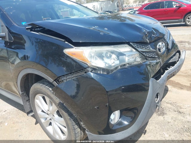 2015 Toyota Rav4 Limited მანქანა იყიდება აუქციონზე, vin: 2T3YFREV9FW177905, აუქციონის ნომერი: 44839768