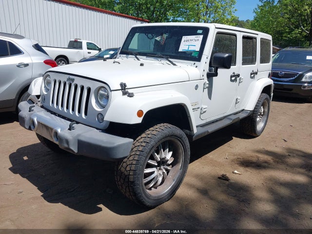 44839769 :رقم المزاد ، 1C4BJWEG3FL610562 vin ، 2015 Jeep Wrangler Unlimited Sahara مزاد بيع