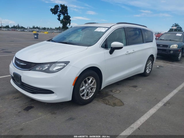 Продажа на аукционе авто 2020 Chrysler Voyager Lxi, vin: 2C4RC1DG9LR268289, номер лота: 44839770