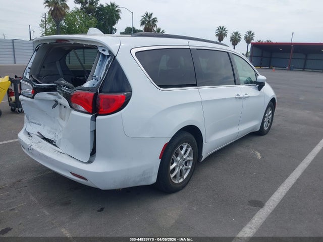 Продажа на аукционе авто 2020 Chrysler Voyager Lxi, vin: 2C4RC1DG9LR268289, номер лота: 44839770