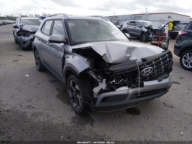 Auction sale of the 2021 Hyundai Venue Sel, vin: KMHRC8A32MU116204, lot number: 44839777