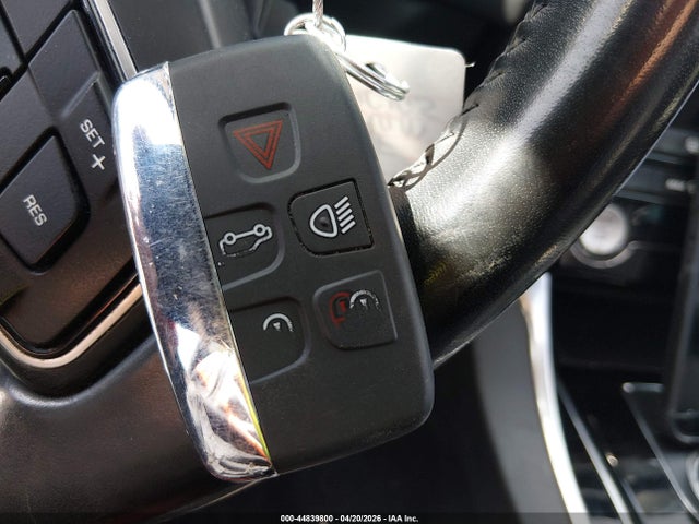 2019 Jaguar Xe 25t მანქანა იყიდება აუქციონზე, vin: SAJAR4FXXKCP43922, აუქციონის ნომერი: 44839800
