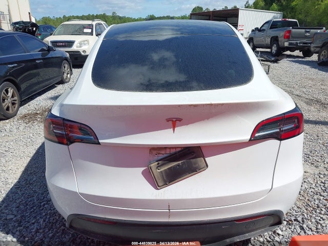 2025 Tesla Model Y Long Range Dual Motor Rear-wheel Drive მანქანა იყიდება აუქციონზე, vin: 7SAYGDED7SA337061, აუქციონის ნომერი: 44839825