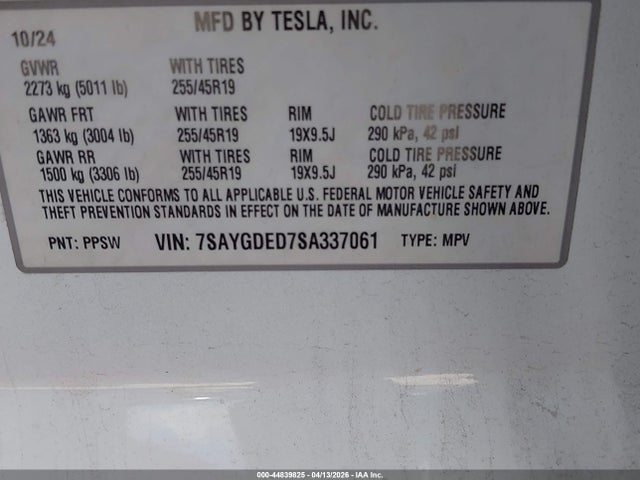 2025 Tesla Model Y Long Range Dual Motor Rear-wheel Drive მანქანა იყიდება აუქციონზე, vin: 7SAYGDED7SA337061, აუქციონის ნომერი: 44839825