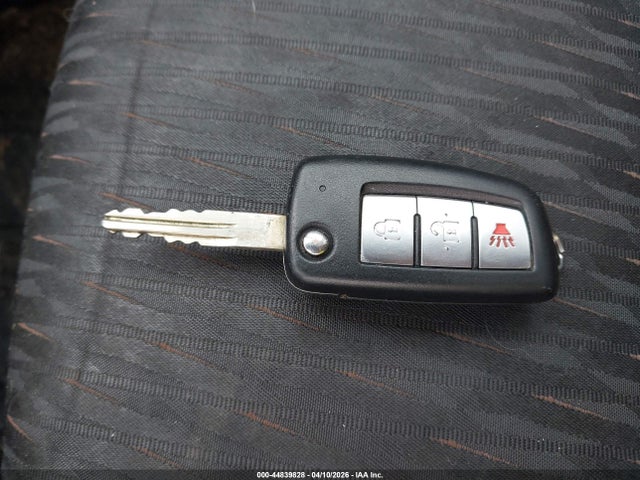 44839828 :رقم المزاد ، 5N1AT2MT7HC735009 vin ، 2017 Nissan Rogue S/sl/sv مزاد بيع