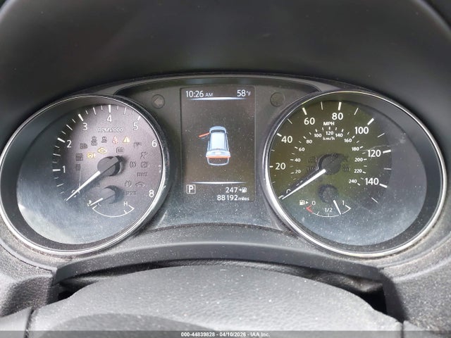 44839828 :رقم المزاد ، 5N1AT2MT7HC735009 vin ، 2017 Nissan Rogue S/sl/sv مزاد بيع