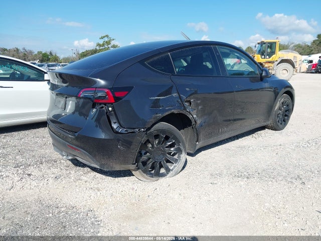 7SAYGDED3RF167357 Tesla Model Y Long Range Single Motor Rear-wheel Drive/rwd