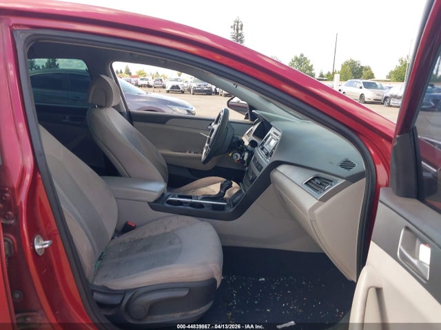 5NPE24AF3FH071974 Hyundai SONATA SE