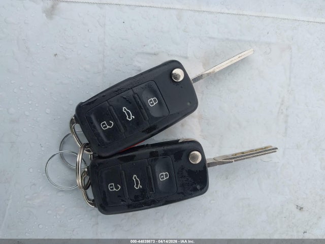 2016 VOLKSWAGEN TIGUAN WVGAV7AX5GW582545 Photo 10