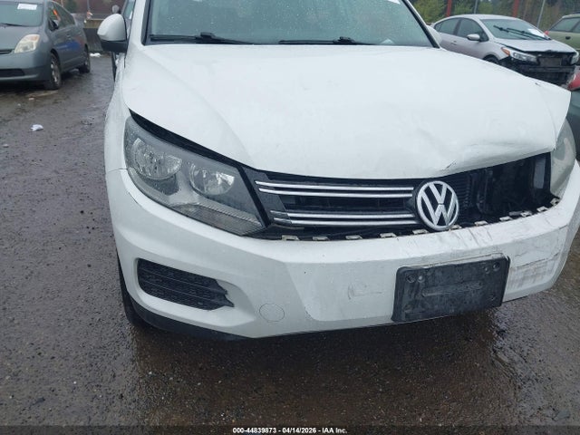 WVGAV7AX5GW582545 Volkswagen TIGUAN S