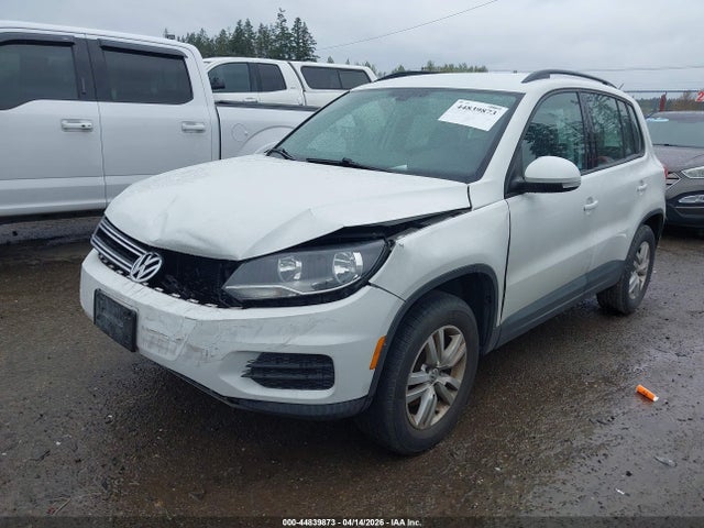 2016 VOLKSWAGEN TIGUAN WVGAV7AX5GW582545 Photo 1