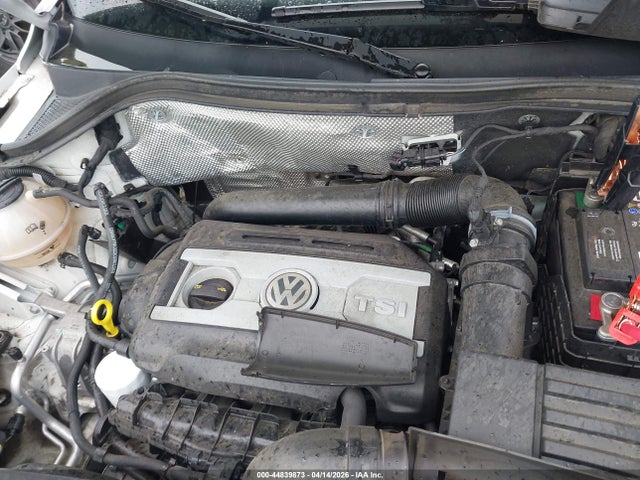 2016 VOLKSWAGEN TIGUAN WVGAV7AX5GW582545 Photo 5