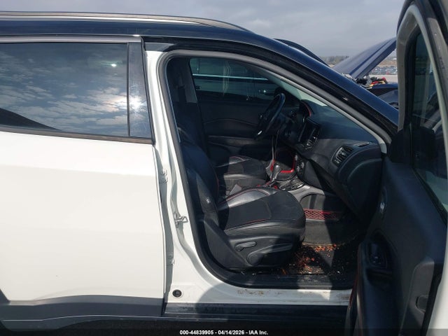 Продажа на аукционе авто 2018 Jeep Compass Trailhawk 4x4, vin: 3C4NJDDB2JT234814, номер лота: 44839905