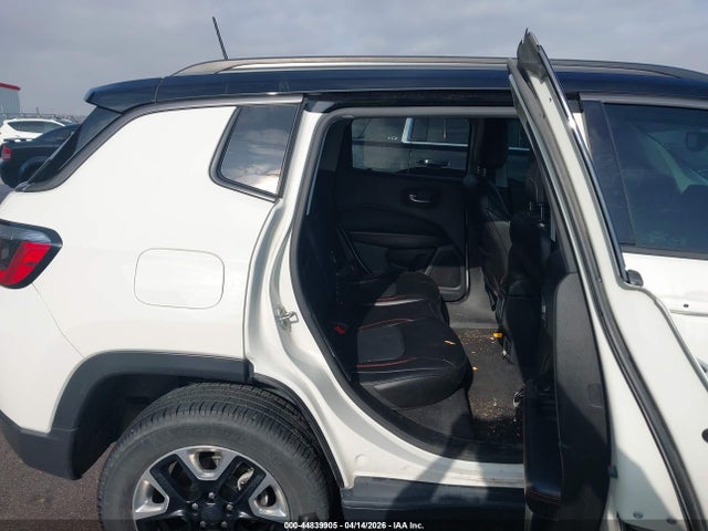 Продажа на аукционе авто 2018 Jeep Compass Trailhawk 4x4, vin: 3C4NJDDB2JT234814, номер лота: 44839905