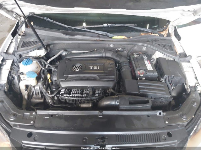 Продаж на аукціоні авто 2015 Volkswagen Passat 1.8t Se, vin: 1VWBS7A34FC065152, номер лоту: 44839915