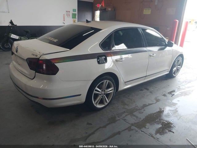 Продаж на аукціоні авто 2015 Volkswagen Passat 1.8t Se, vin: 1VWBS7A34FC065152, номер лоту: 44839915