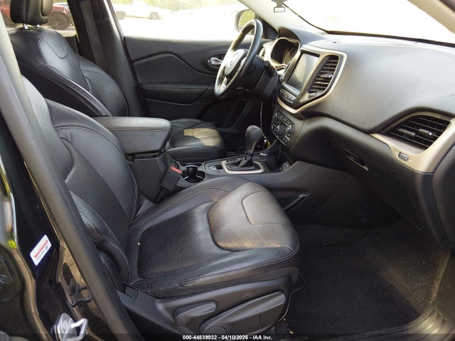 44839932 :رقم المزاد ، 1C4PJMDS4GW306009 vin ، 2016 Jeep Cherokee High Altitude مزاد بيع
