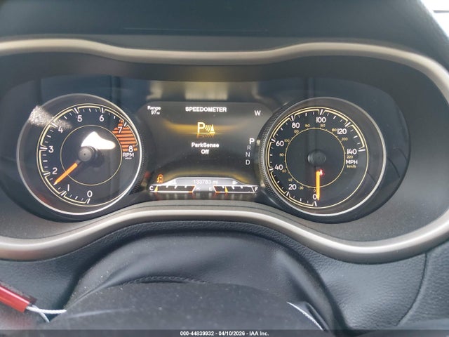 44839932 :رقم المزاد ، 1C4PJMDS4GW306009 vin ، 2016 Jeep Cherokee High Altitude مزاد بيع