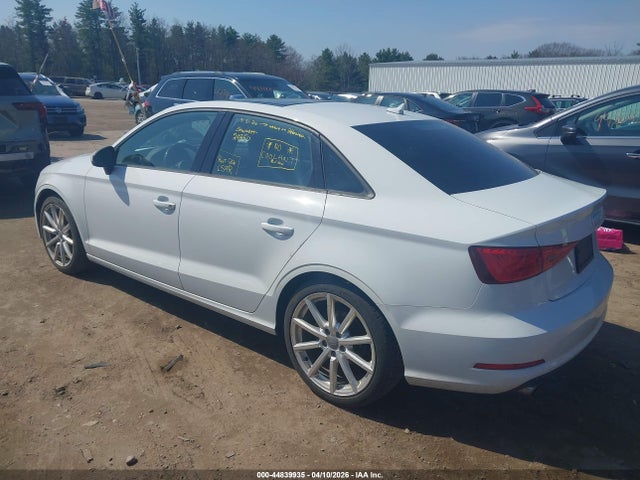 2015 Audi A3 2.0t Premium მანქანა იყიდება აუქციონზე, vin: WAUBFGFF1F1124936, აუქციონის ნომერი: 44839935