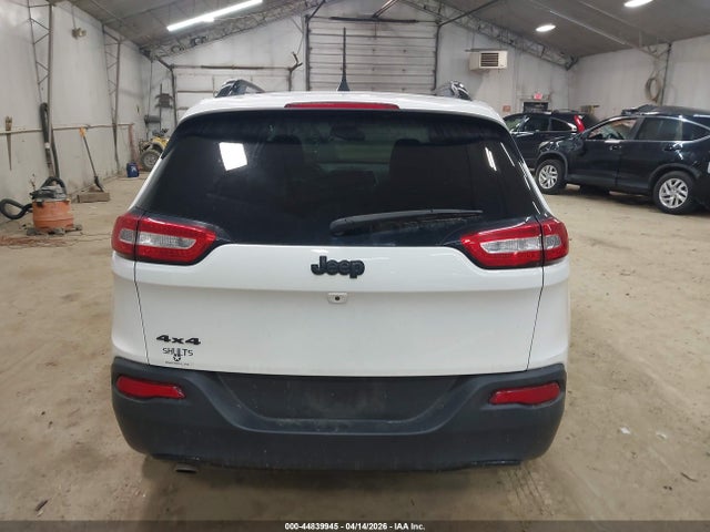 44839945 :رقم المزاد ، 1C4PJMDB8HW537612 vin ، 2017 Jeep Cherokee High Altitude 4x4 مزاد بيع