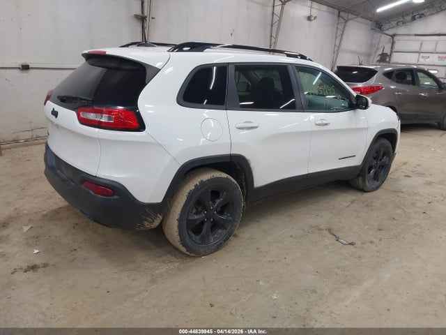 44839945 :رقم المزاد ، 1C4PJMDB8HW537612 vin ، 2017 Jeep Cherokee High Altitude 4x4 مزاد بيع