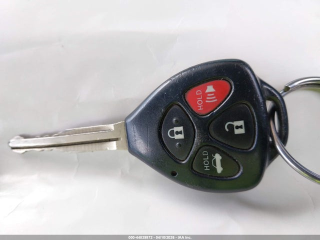 44839972 :رقم المزاد ، 4T1BK3EK6BU623886 vin ، 2011 Toyota Camry Se V6 مزاد بيع